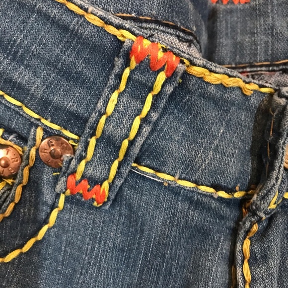 ▪️TRUE RELIGION Unique Denim Jeans - Picture 4 of 10